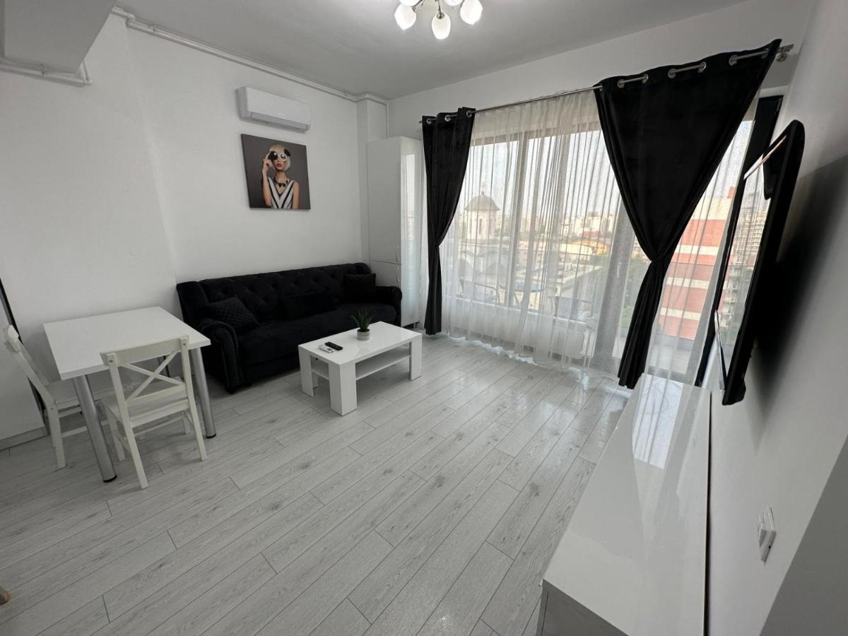 Giulia'S Home Bukares Bagian luar foto